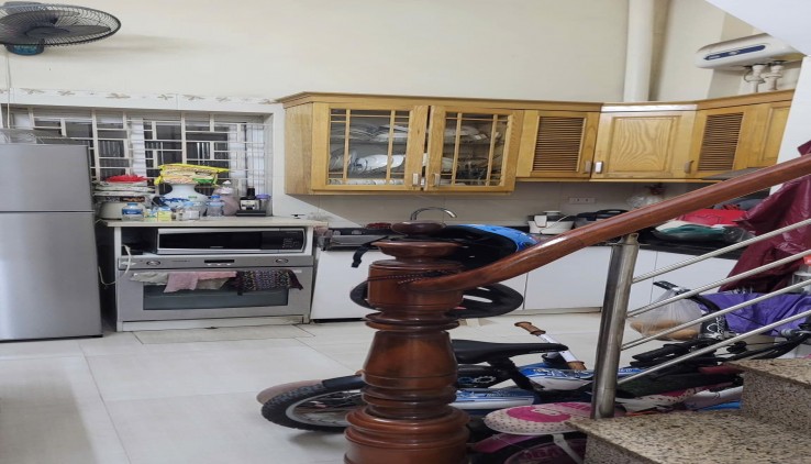 CHO THUÊ NHÀ Ở NHÓM 7 NGƯỜI, KD ONL, Ở GĐ NGÕ Ô TÔ PHÚC XÁ, 4 TẦNG, 32M2, 3 NGỦ, 12TR